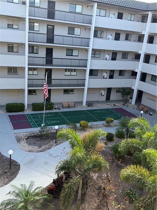 apt-409-2121 Collier Ave, FORT MYERS, FL, 33901-8123 | Card Image