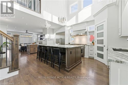 8 Arnold Street, Norfolk (Turkey Point), ON, N0E1R0 | Card Image