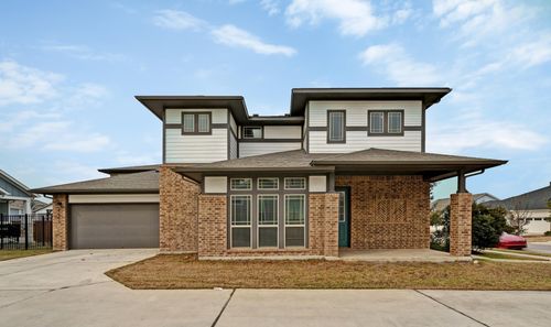 8003 Orizzonte St, Austin, TX, 78744-1220 | Card Image