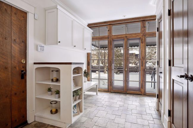 2667 E Lake Of The Isles Pkwy, House other with 4 bedrooms, 4 bathrooms and null parking in Minneapolis MN | Image 40