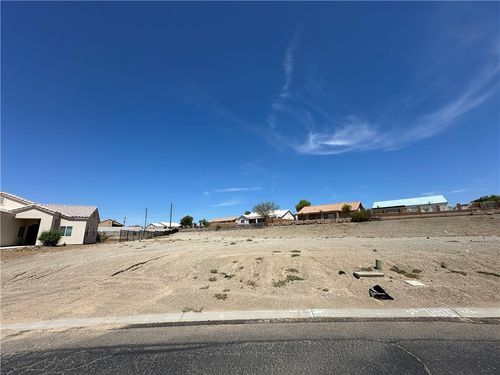 2239 E Bella Vista Dr, Fort Mohave, AZ, 86426-7072 | Card Image