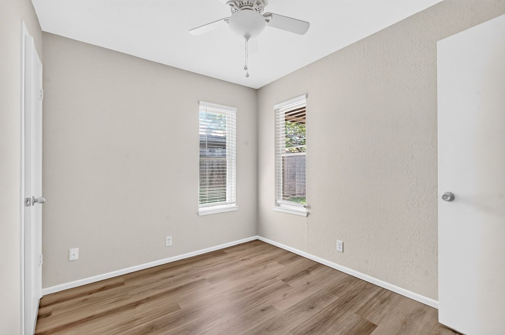 Residential Lease in Midland 5