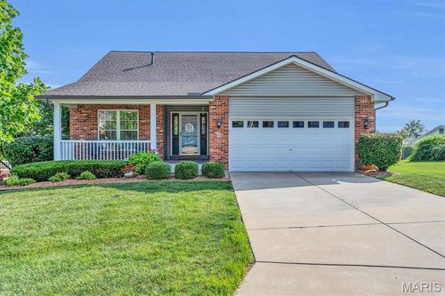 69 Bond Ct, Saint Peters, MO, 63376-7493 | Card Image
