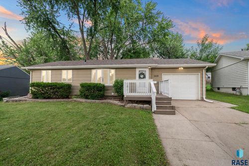 3608 25th St, Sioux Falls, SD, 57103 | Card Image