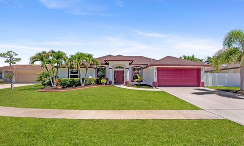 107 Sycamore Dr, Royal Palm Beach, FL, 33411-4738 | Card Image