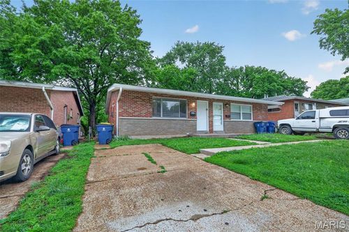 3129 & 3133 Sherman Drive, St Ann, MO, 63074 | Card Image