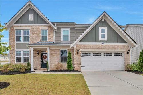 1106 Michigan Cir, Hoschton, GA, 30548-5561 | Card Image