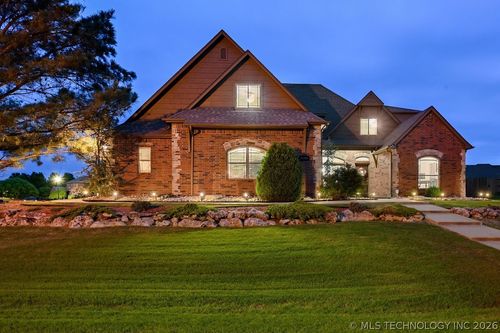 21192 E 112th St S, Broken Arrow, OK, 74014-6218 | Card Image