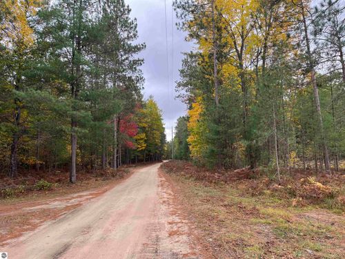  Twin Trail, South Boardman, MI, 49680 | Card Image