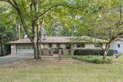 3288 N Embry Cir, Chamblee, GA, 30341-4208 | Card Image