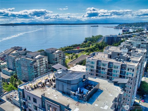 ph06-2721 1st Ave, Seattle, WA, 98121-1143 | Card Image