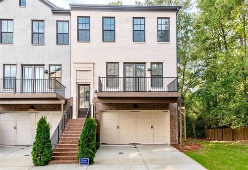 4133 Wisconsin Dr, Dunwoody, GA, 30338-8802 | Card Image