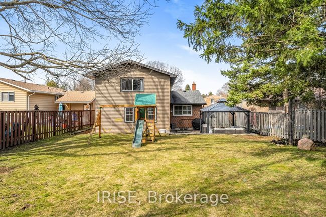 109 Thomas St, House other with 4 bedrooms, 3 bathrooms and 4 parking in Cambridge ON | Image 35