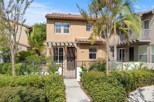 8 Amy Way, Ladera Ranch, CA, 92694-0748 | Card Image