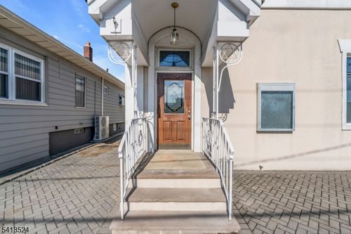 309 Argyle Pl, Kearny, NJ, 07032-3218 | Card Image