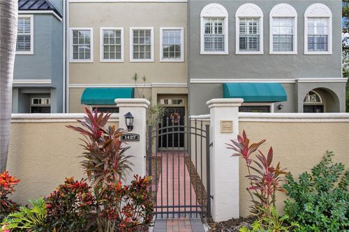 1427 Harbour Walk Rd, TAMPA, FL, 33602-5972 | Card Image
