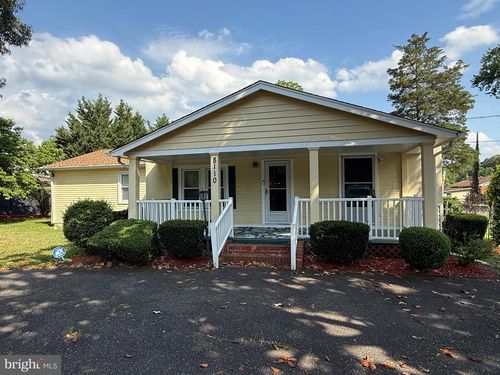 8110 Allentown Rd, FORT WASHINGTON, MD, 20744-1717 | Card Image