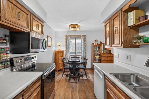 1802 Humboldt Ave, West Saint Paul, MN, 55118-3906 | Card Image