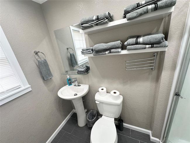 Master bathroom | Image 19