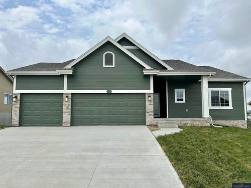 17710 Greenfield St, Omaha, NE, 68136-1728 | Card Image