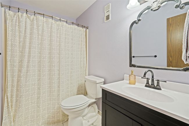 APT-14 - 1015 Woodland Heights Ct Se, Condo with 2 bedrooms, 1 bathrooms and null parking in Cedar Rapids IA | Image 15