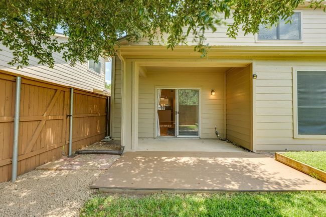 Entrance to property featuring a patio | Image 37