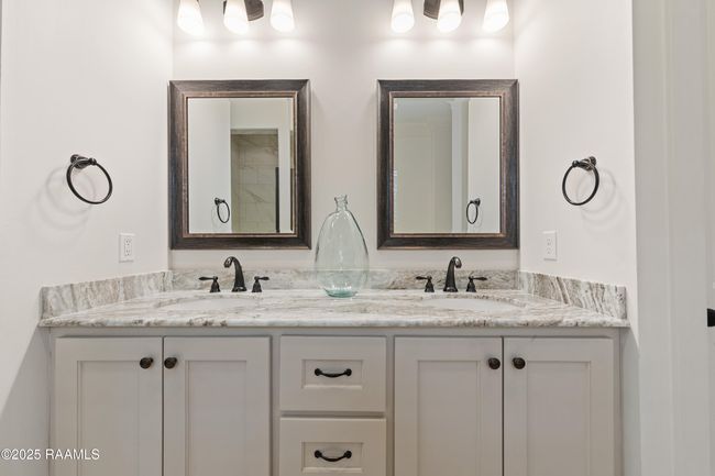 Primary Bath | Image 20