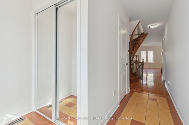 90 Maple Sugar Lane, House attached with 3 bedrooms, 3 bathrooms and 2 parking in Vaughan ON | Image 7
