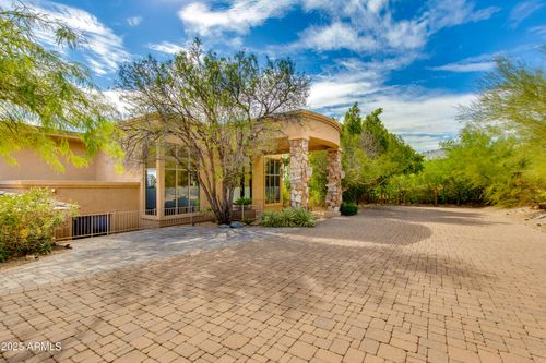 6038 N 44th St, Paradise Valley, AZ, 85253-3916 | Card Image