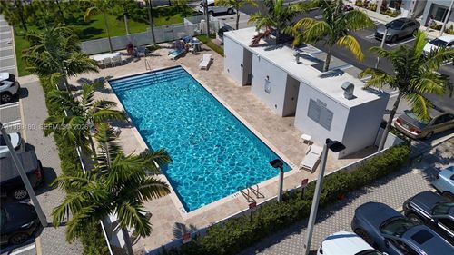 2122-2555 Ne 193rd St, Miami, FL, 33180 | Card Image