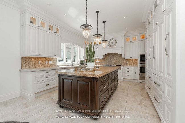 11 Little Marco Crt, House other with 6 bedrooms, 9 bathrooms and 9 parking in Maple ON | Image 11