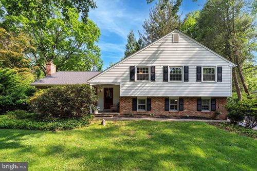 10 W Possum Hollow Rd, ROSE VALLEY, PA, 19086-6241 | Card Image