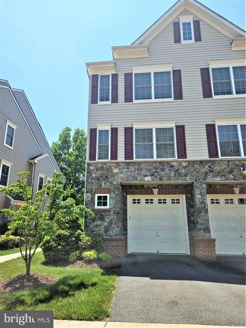 08-11268 Wortham Crest Cir, MANASSAS, VA, 20109-5696 | Card Image
