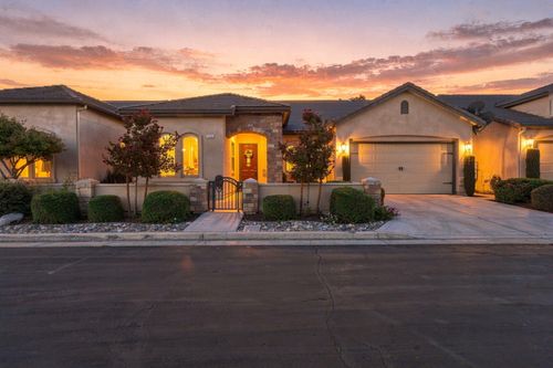 3536 S Tamarack St, Visalia, CA, 93277-5176 | Card Image