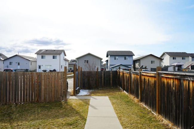 7114 114 Street, Home with 4 bedrooms, 2 bathrooms and 4 parking in Grande Prairie AB | Image 40