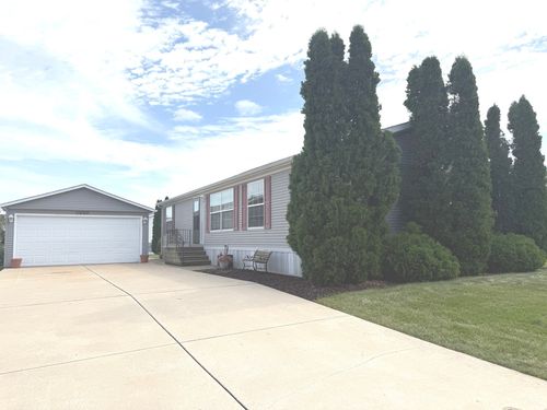 23001 S Cog Hill Dr, Frankfort, IL, 60423-7938 | Card Image