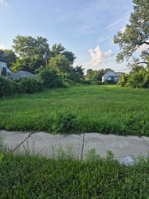 1023 Kenwood St, Hammond, IN, 46320-2723 | Card Image