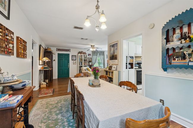 Dedicated dining area with plenty of space for dinner parties! | Image 29
