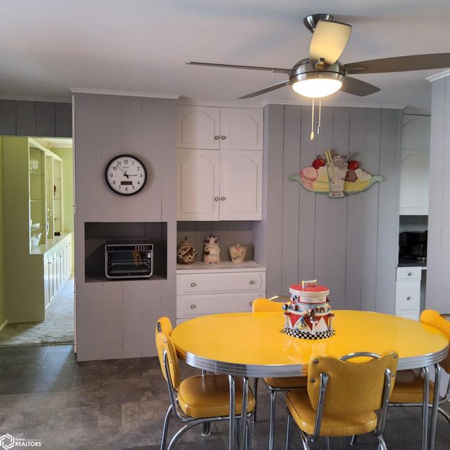 213 E Baker St, Home with 4 bedrooms, 2 bathrooms and 2 parking in Avoca IA | Image 15