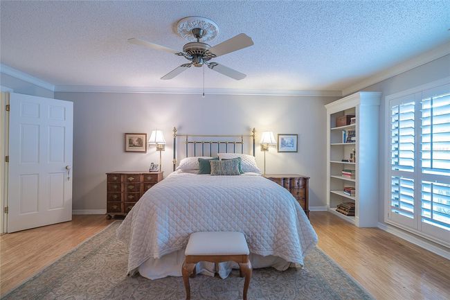 Master bedroom | Image 10