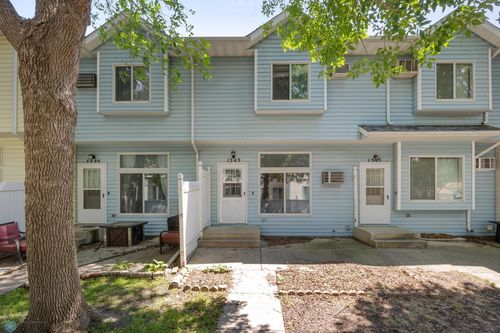 1543 34 1/2 Ave S, Fargo, ND, 58104-6121 | Card Image