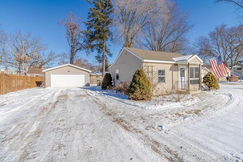 W1060 Golden Glow Road, BLOOMFIELD, WI, 53128 | Card Image