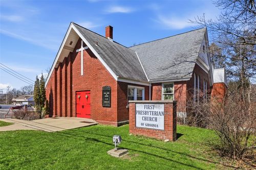 4003 Gibsonia Rd, Gibsonia, PA, 15044-9312 | Card Image