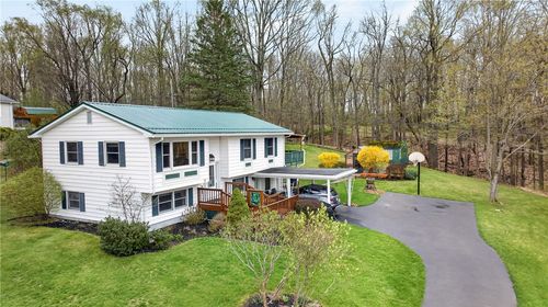 32 Hillcrest Dr, Penn Yan, NY, 14527-9573 | Card Image