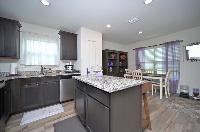 165 Cattlemans Creek Rd W, House other with 3 bedrooms, 2 bathrooms and null parking in Newark TX | Image 8