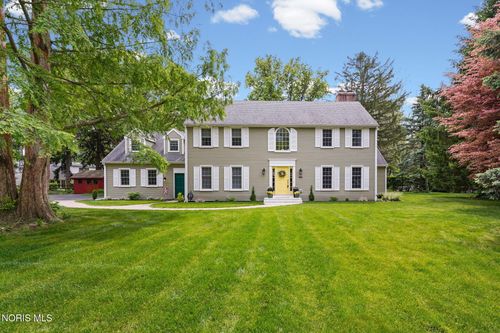 116 Rockledge Cir, Perrysburg, OH, 43551-2744 | Card Image