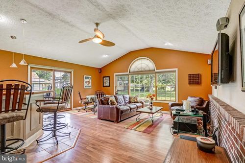 8137 Windmill Ct, SEVERN, MD, 21144-2309 | Card Image