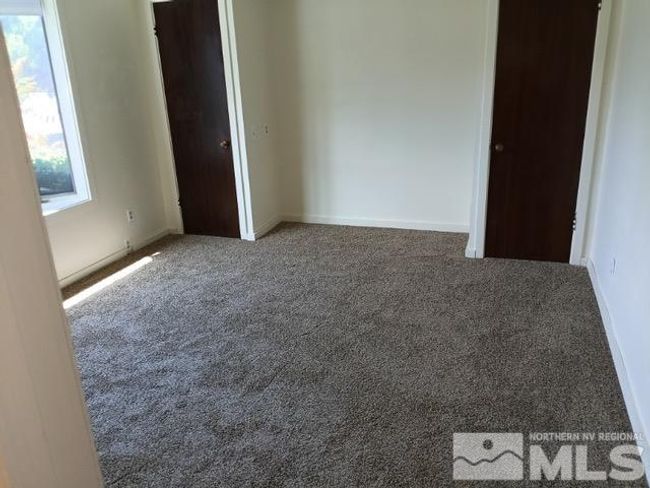 574 D St, House other with 5 bedrooms, 2 bathrooms and 2 parking in Hawthorne NV | Image 12