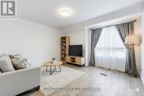 1474 Dufferin St, Toronto, ON, M6H3L3 | Card Image