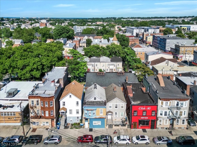 Residential Income in Passaic City 4